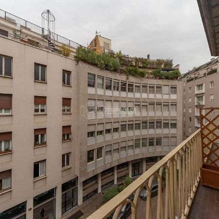 Milano: Incantevole Appartamento In Pieno Centro - Fancy Yellow Apartments Bagian luar foto