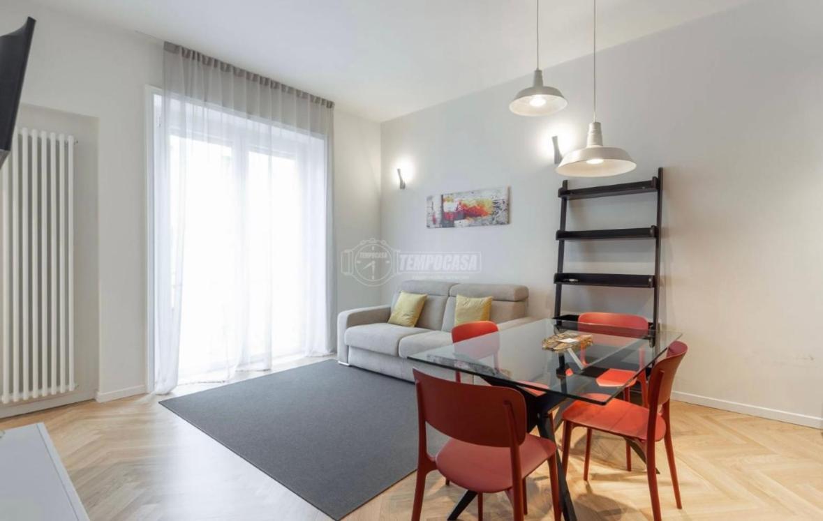 Milano: Incantevole Appartamento In Pieno Centro - Fancy Yellow Apartments Bagian luar foto